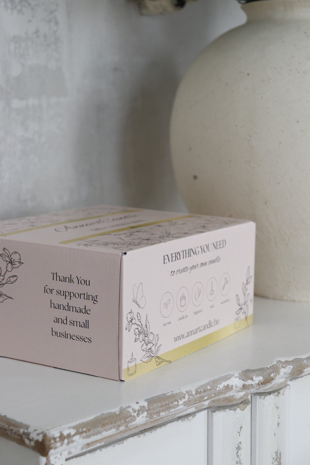 Pour & Glow – DIY Candle Box